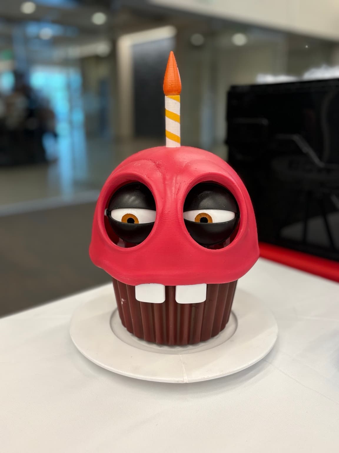 Cupcake (Carl) Animatronic